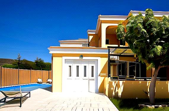 Anthemis Luxury Villas